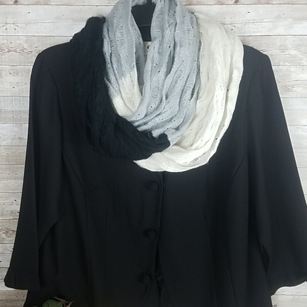 Fashion Scarf, blk, whte and gray infinity scarf. - Picture 6 of 8